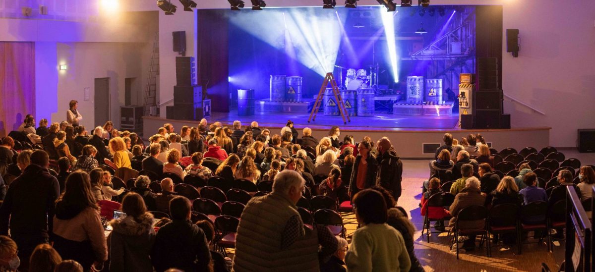 Salle espace culturel les Achards Les Hivernales saison culturelle