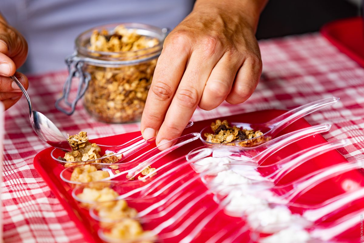 Visites chez les producteurs Ferme du Petit Grain dégustation muesli