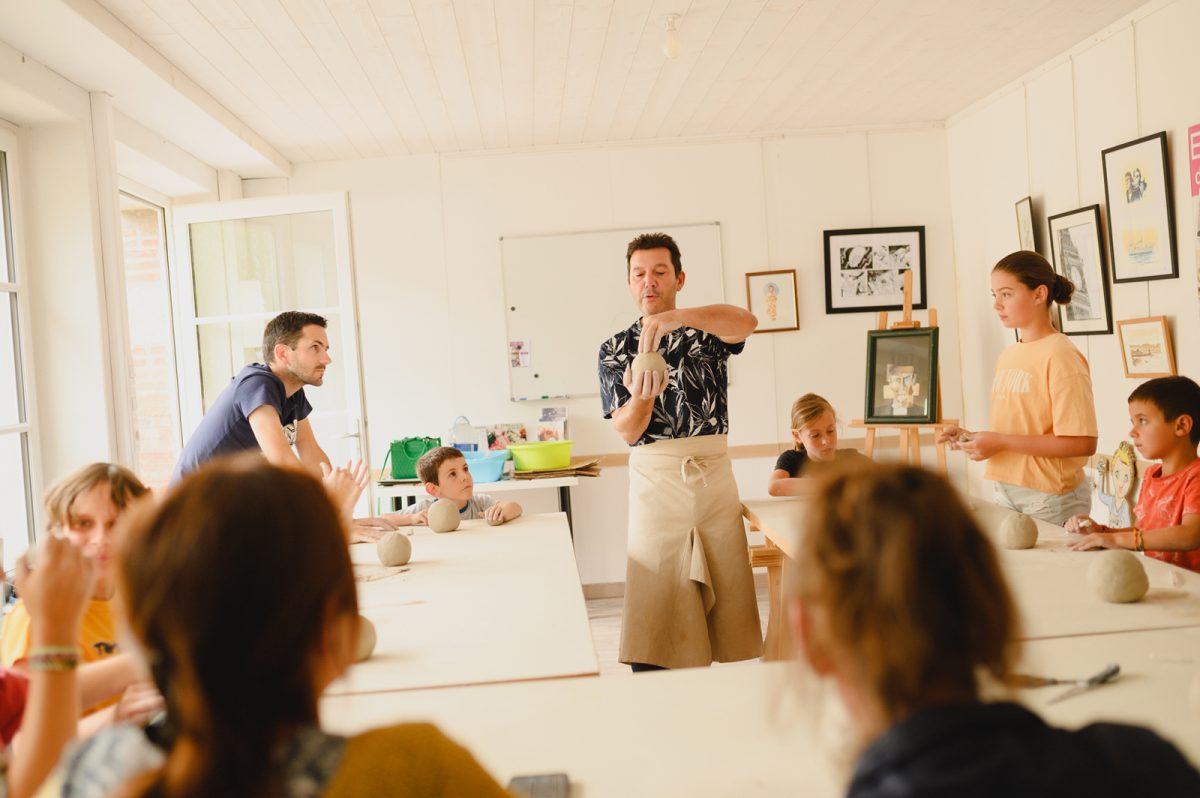 Modelage de l'argile école d'art