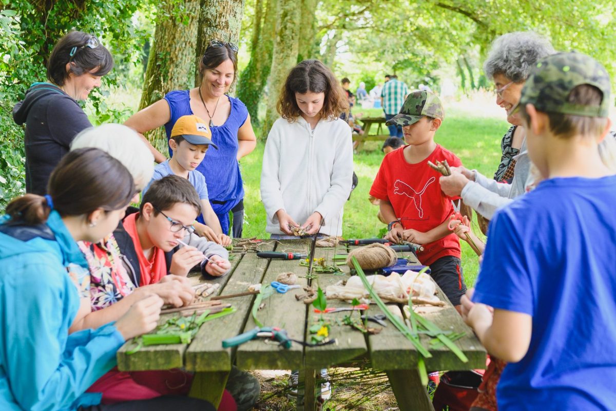 Fabrication de bateau au lac du jaunay - Jaunay'Scapades