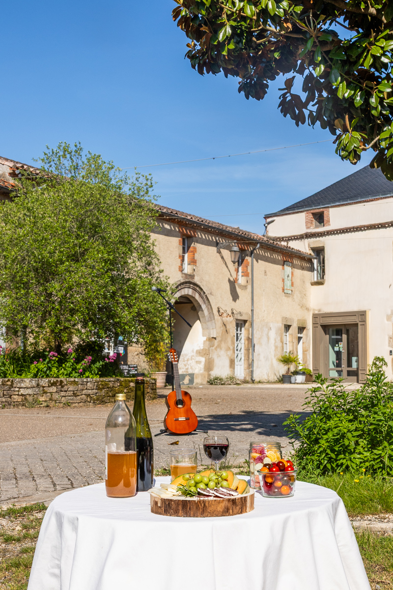 Apéros du Patrimoine à Beaulieu-sous-la-Roche Cour des Arts