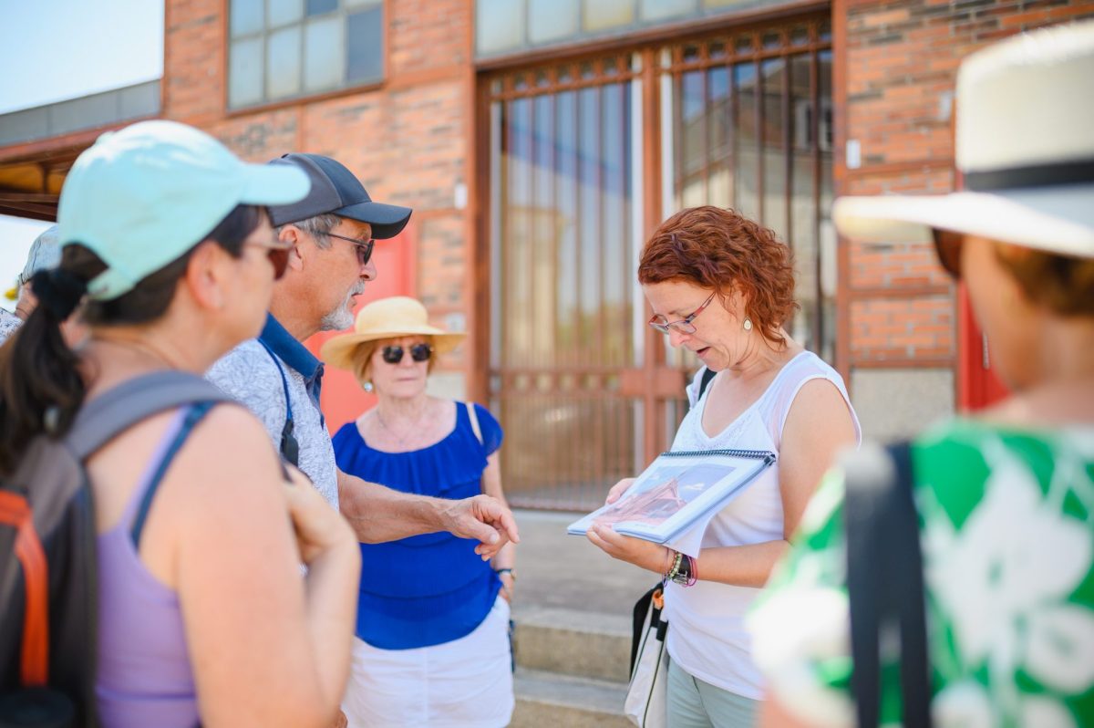 Visite guidées devant les Halles des Achards