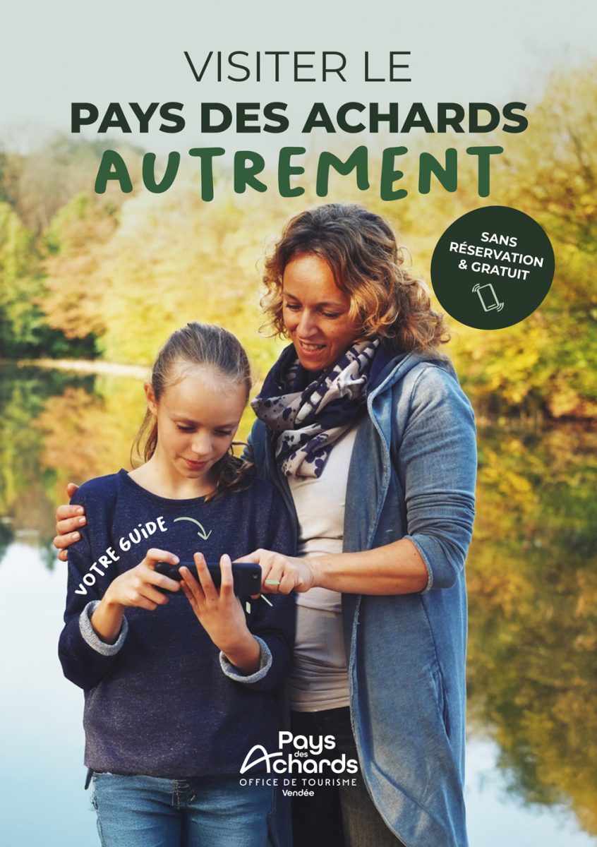 Couverture flyer jeux numériques au Pays des Achards