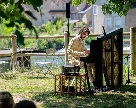 Concert Piano Plume aux Jaunay'Scapades sur les rives du Lac du Jaunay Vendée