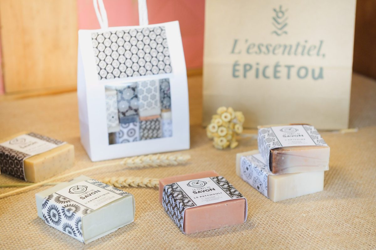 Artisanat Vendée Boutique Office de Tourisme Pays des Achards gamme de savons et coffret découverte