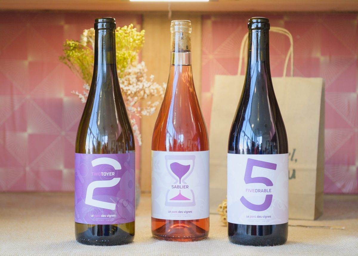 Produits locaux boutique Office de Tourisme Pays des Achards Vins blanc rosé rouge Le Pont des Vignes