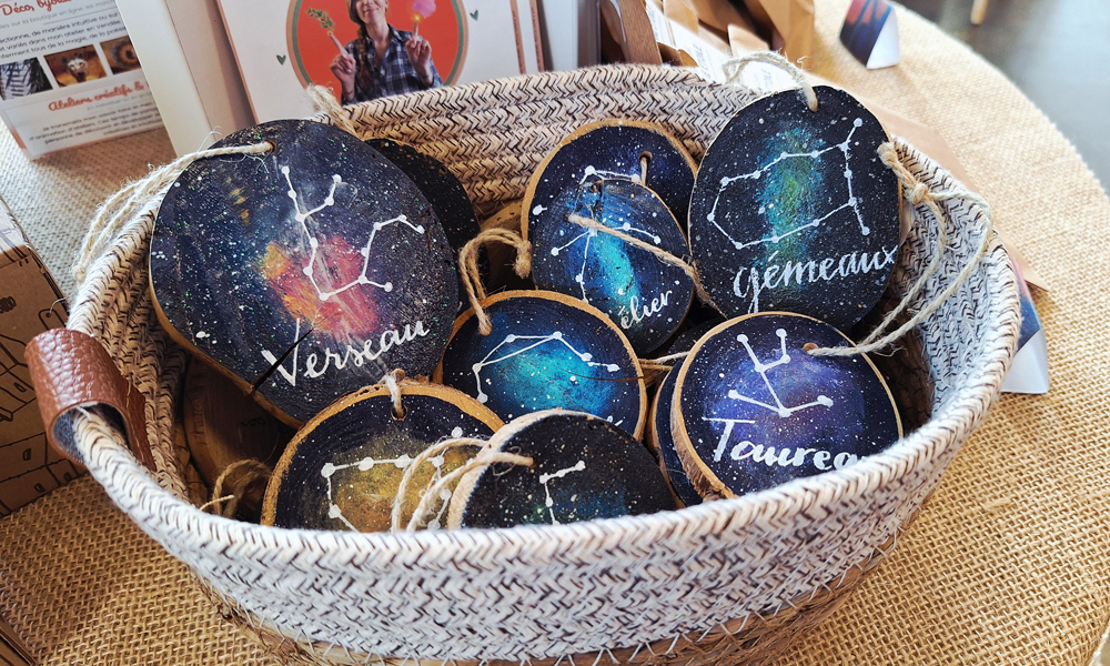 Artisanat boutique OT Suspensions astrologiques en bois Boa Home Creation