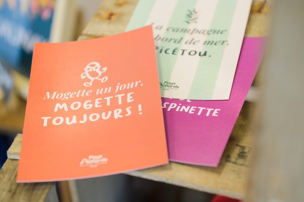 Boutique Office de Tourisme Pays des Achards collection cartes postales illustrée du Pays des Achards