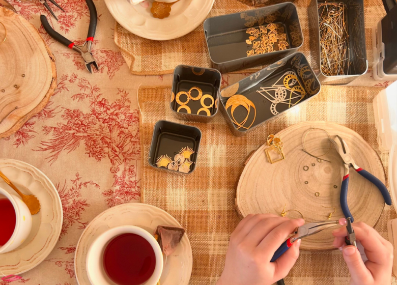 Atelier création de bijoux/accessoires en cuir/fibre végétale
