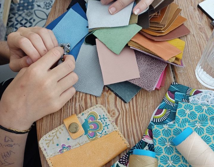 Les Estiv&rsquo;Arts – Atelier création d’objets en cuir
