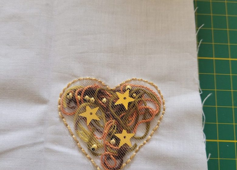 Les Estiv’Arts – Atelier couture « customisation de Tee-Shirt »