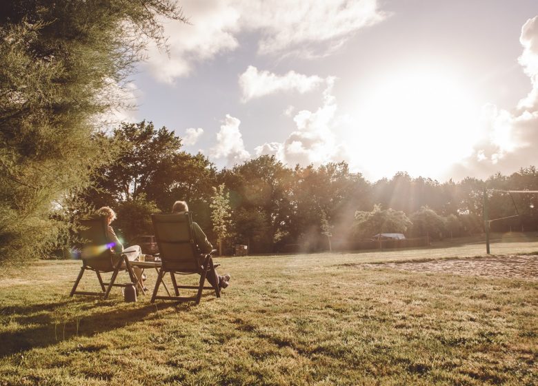 STELLPLÄTZE FÜR WOHNMOBILE CAMPING LA GUYONNIERE