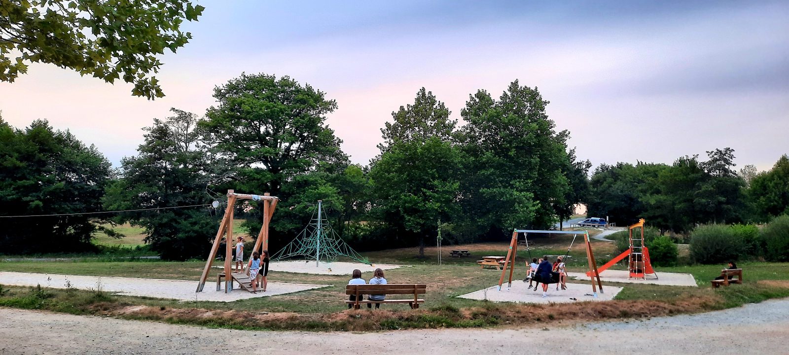 Aire de jeux du Plan d’eau des Garnes