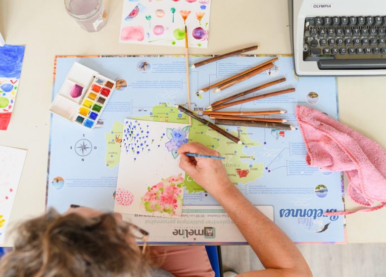 Les Estiv’Arts – Atelier machine à écrire et aquarelle