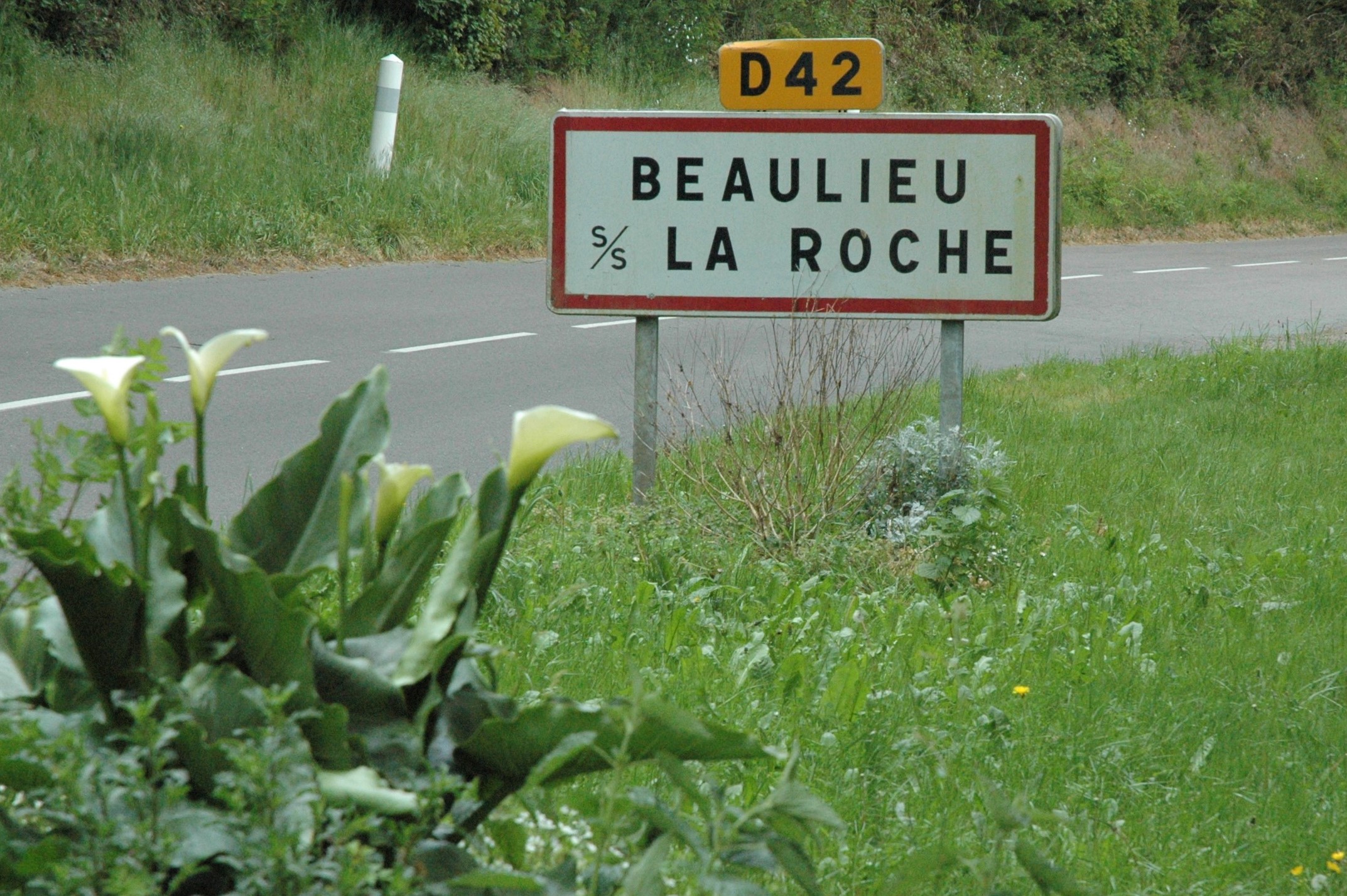 MAIRIE DE BEAULIEU SOUS LA ROCHE