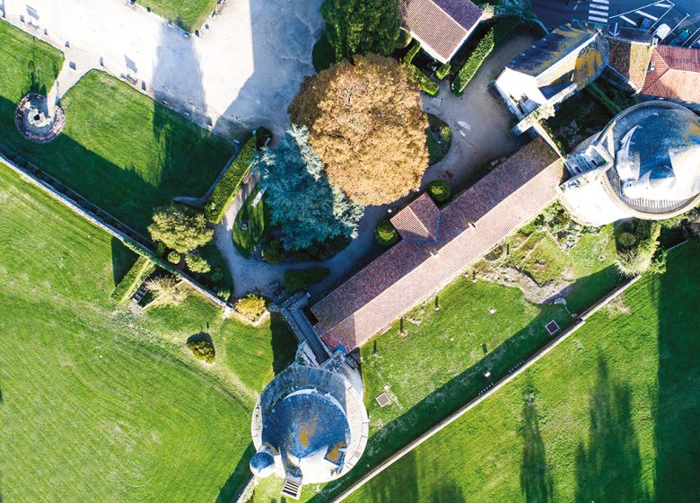 LE CHÂTEAU D’APREMONT