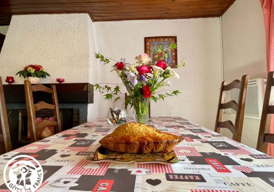 La Fontaine  au cœur du Village