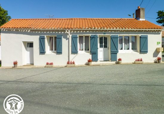 La Fontaine  au cœur du Village