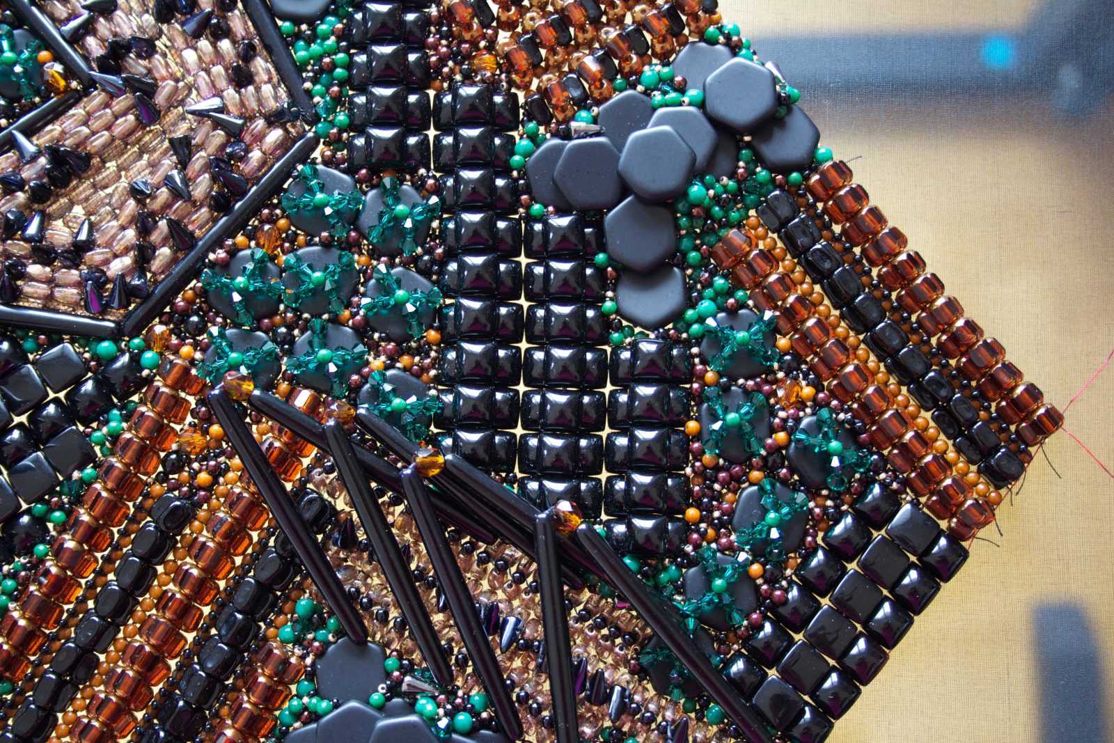 Développement de projets de broderie personnels / Apprentissage du crochet de Luneville