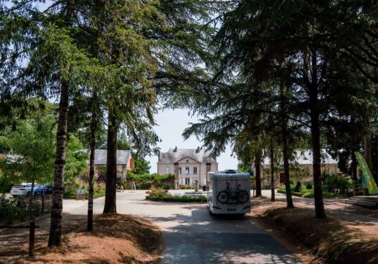 Emplacements camping-cars Camping Castel La Garangeoire