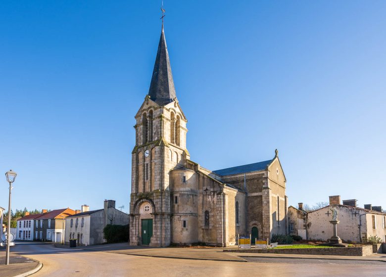 CHURCH OF SAINT PIERRE (DE MARTINET)