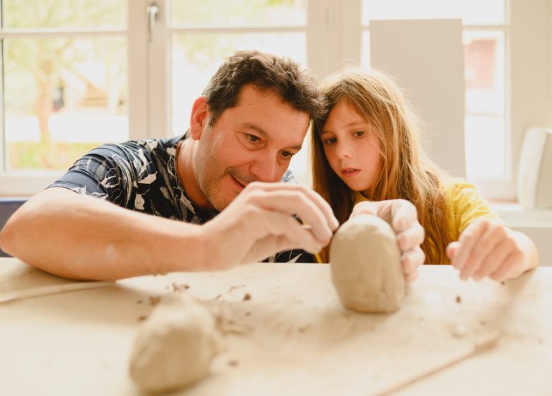 Les Estiv’Arts – Atelier modelage de l’argile