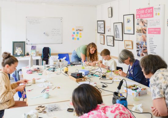 Les Estiv&rsquo;Arts – Atelier pyrogravure et peinture