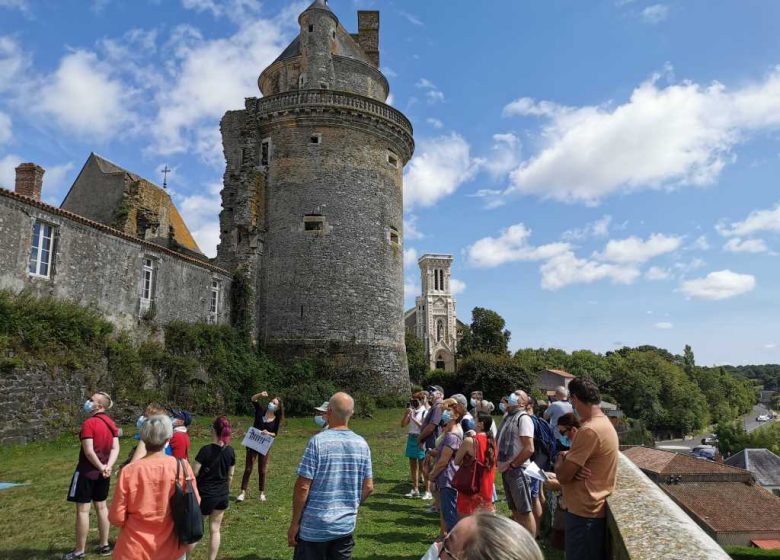 DAS SCHLOSS VON APREMONT