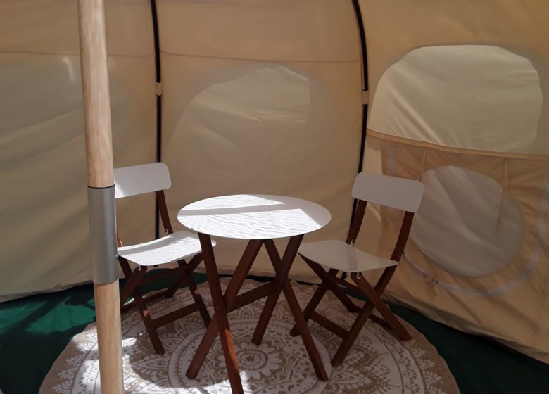 ON THE EDGE OF THE CHENES – LOTUS BELLE TENT
