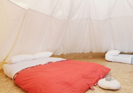 À L’Orée des Chênes – Tipi Ashukan