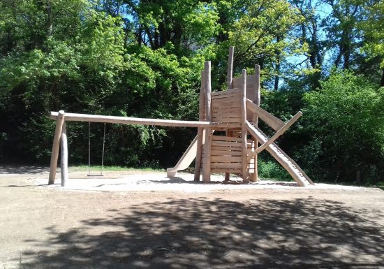 AIRE DE JEUX LES OUCHES DU JAUNAY à MARTINET - Office de Tourisme du Pays  des Achards