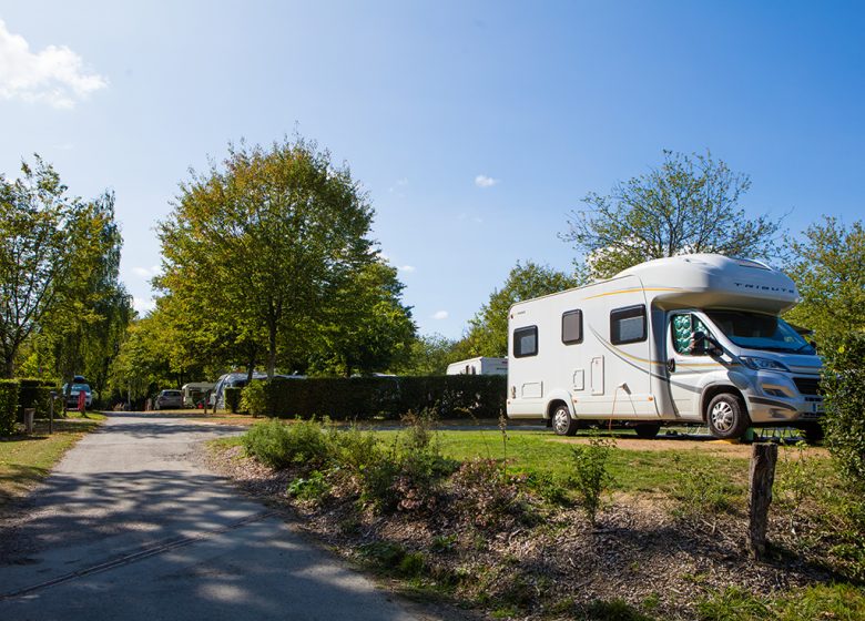 Emplacements camping-cars Camping Castel La Garangeoire