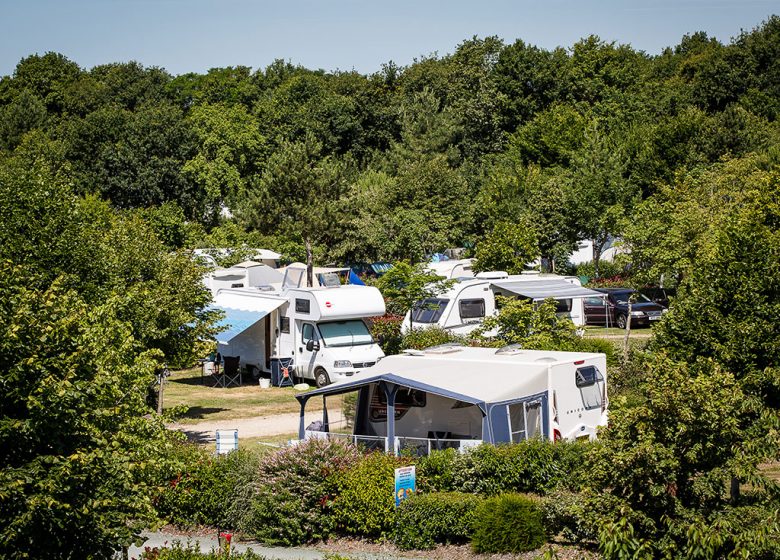 CAMPING YELLOH VILLAGE LE PINE OMBRELLONE