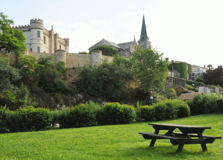 CHÂTEAU GAILLARD ET FOUR À PAIN