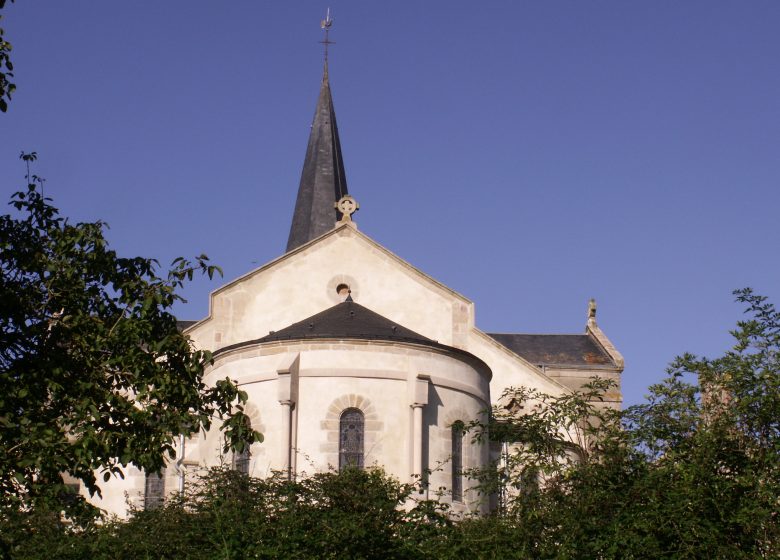 CHURCH OF SAINT PIERRE (DE MARTINET)