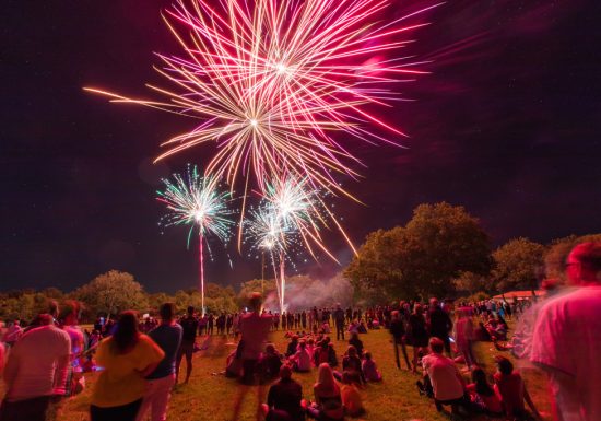 Feu d&rsquo;artifice – Fête communale
