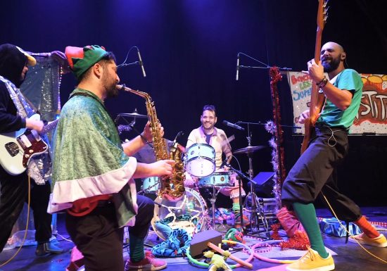 Concert Ouistitibaba – Dans la fabrique des cadeaux