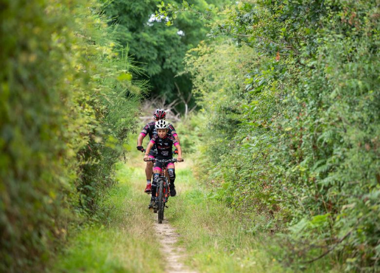 ITINÉRAIRE VTT VALLÉE DU JAUNAY / N°2 BLEU